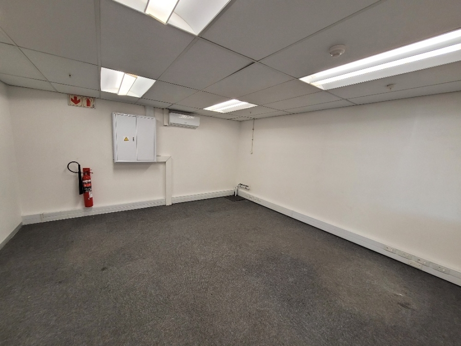 To Let Commercial Property for Rent in Airport Industria Western Cape